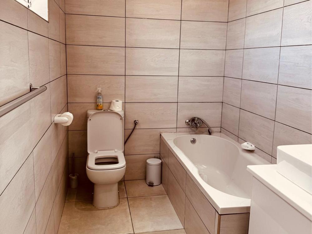 Flying Ostrich Guesthouse & Self-Catering Accommodation Mariental Habitación foto